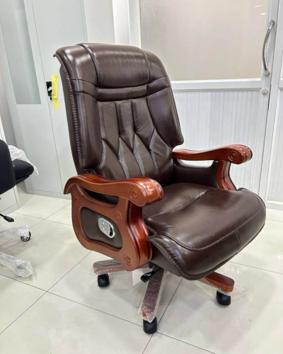 Modern Office chair leather