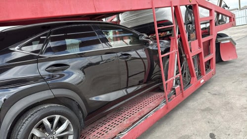 Nx 200t 2015 FSport pong 1 ឡានថ្មីដាច់