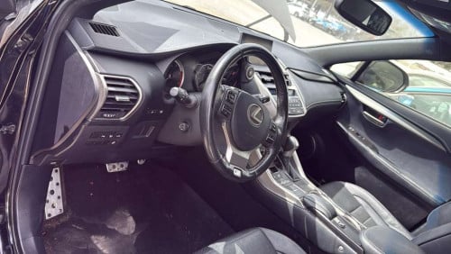 Nx 200t 2015 FSport pong 1 ឡានថ្មីដាច់