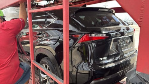 Nx 200t 2015 FSport pong 1 ឡានថ្មីដាច់