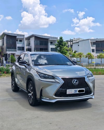 NX200T F-Sport 2015 ប៉ុង២ គុជ៣ ប៊ូតុង៥
