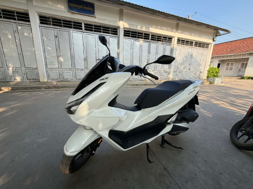 PCX 125 2026 ម្ចាស់ដើមទិញថ្មីនៅក្រុមហ៊ុន ប្រើបាន1580km មានស្កុតមួយជុំ