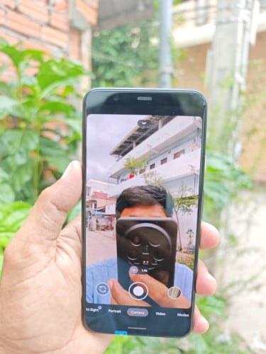 Pixel 4xl 64G (វៃដូរបាន)👉$100