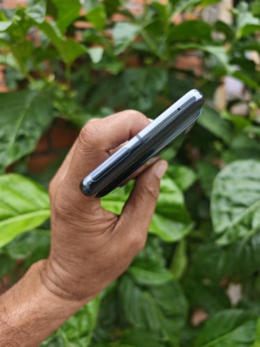 Pixel 7 Pro 12g/128g_USA(វៃដូរបាន)👉$285