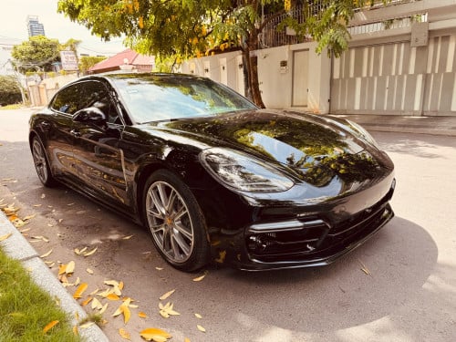 Porsche Panamera 4S Excutive 2.9 មាសុីនជំនាន់ថ្មី