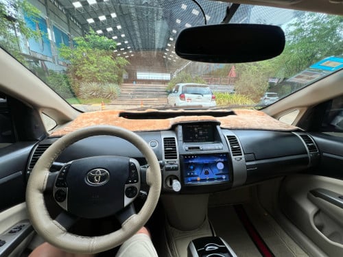 Prius 04 full option ធានាឡានស្អាតខ្លាំង