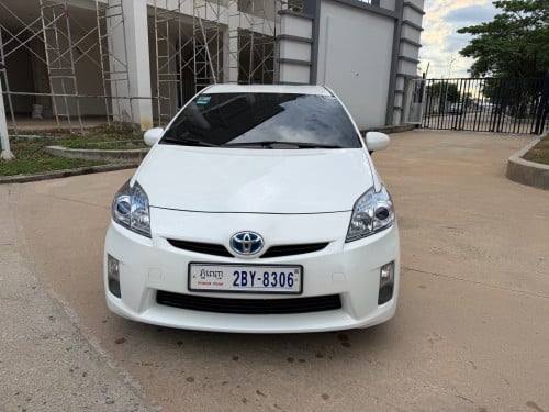 Prius 2011 option 2 ម្ចាស់ដេីម
