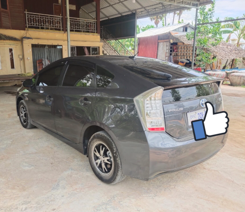 Prius 2011 Option4 សូឡា​បេីកដំបូល Sell 16500$ត