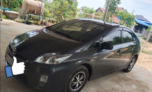 Prius 2011 Option4 សូឡា​បេីកដំបូល Sell 16500$ត