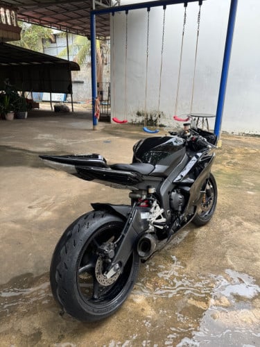 R6