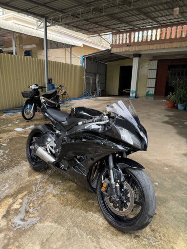 R6
