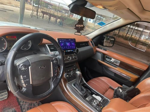 Range sport 011 សាង តម្លៃល្អ ធានាឡាននៅសានុំទាំងអស់