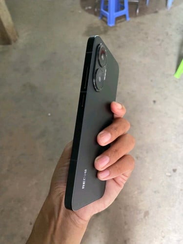 redmi tubo 4 pro 256G + ដៃហ្គេម លេង GTA5 បាន