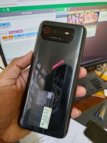 ROG 6 Ram 12GB Storeg 128GBសំណុំស៊ីនស្អាត ដូចថ្មី