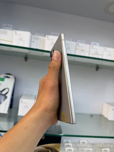 S24 Ultra 512G ក្រុមហ៊ុន Sim 2 សំណុំហ្សុីន ស្អាត Grade A+ 680$