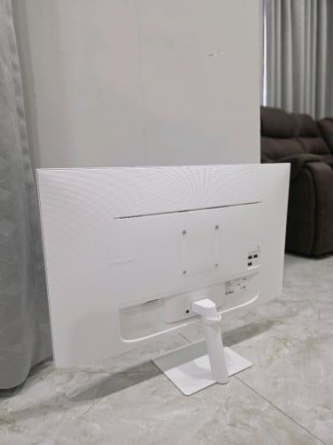 Samsung smart monitor 32in - M7