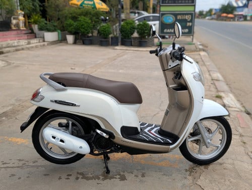Scoopy ក្រុមហ៊ុន តាន់ៗ❤️