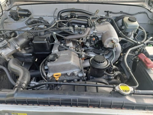 Tacoma 02 បួនម៉ាស៊ីន ប៉ុង1 អូតូ