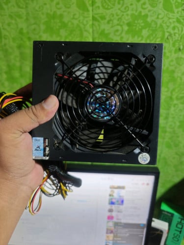 TITAN 600w