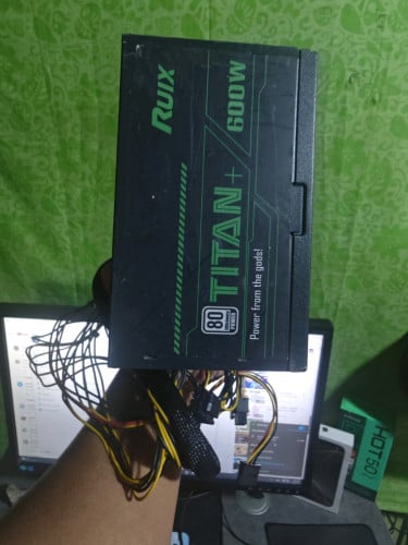 TITAN 600w
