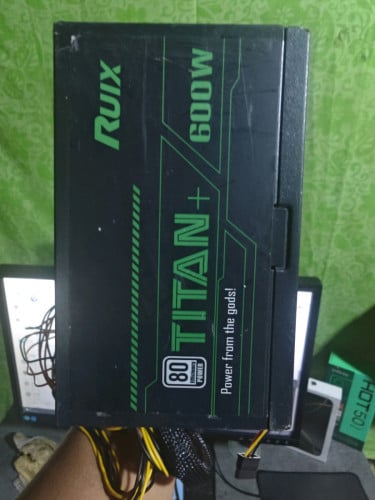 TITAN 600w