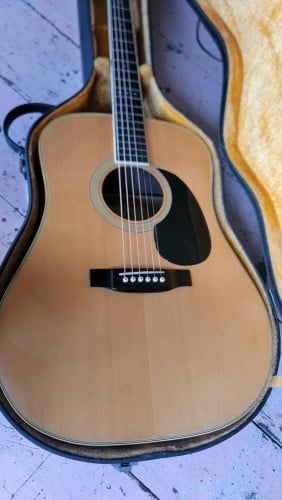 Tokai CatEyes CE-300. Acoustic Japan