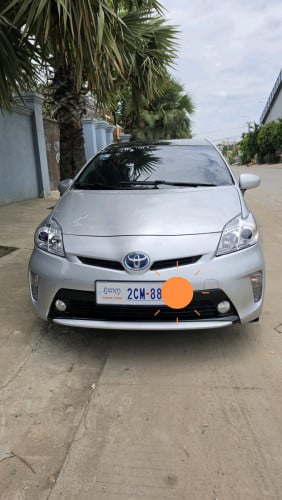 toyata prius 2012 option4 Deluxe sola