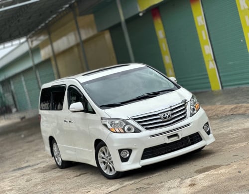 TOYOTA ALPHARD 2012 FULL OPTION VIP