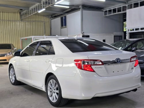 Toyota Camry Hybrid XLE 2013 Full Option