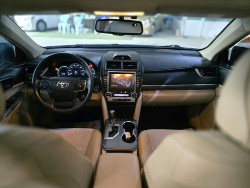 Toyota Camry Hybrid XLE 2013 Full Option