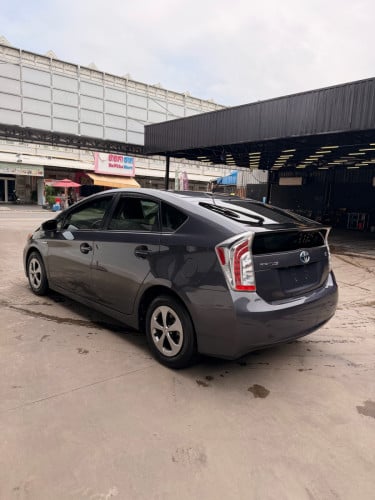 Toyota Prius 013 option 3