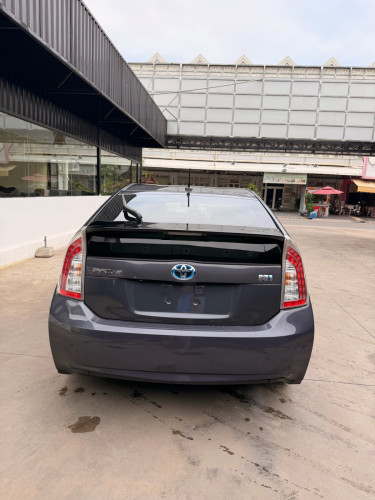 Toyota Prius 013 option 3
