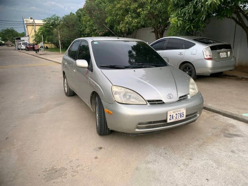 Toyota Prius 2001 hybrid ឡានមូល100%