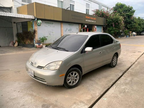 Toyota Prius 2001 hybrid ឡានមូល100%