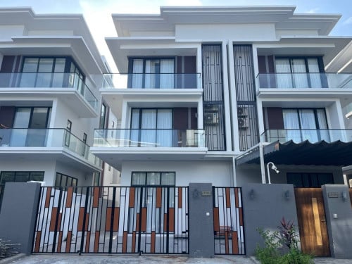 Twin Villa for Rent at Borey The Woods, Prek Eng