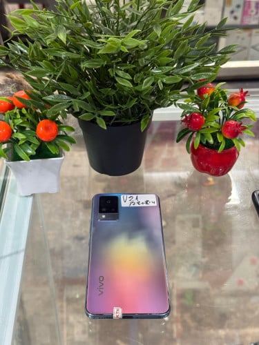 V21 . 128g8G 90%សានុំ