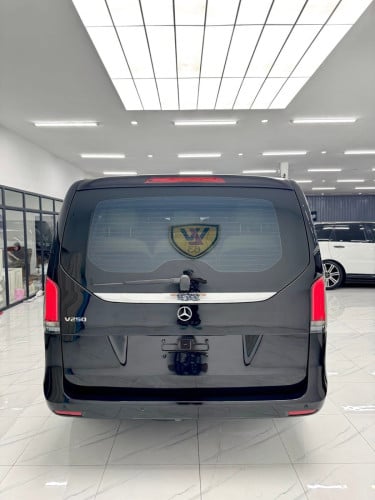 V250L 2018 ឡេីង 2026