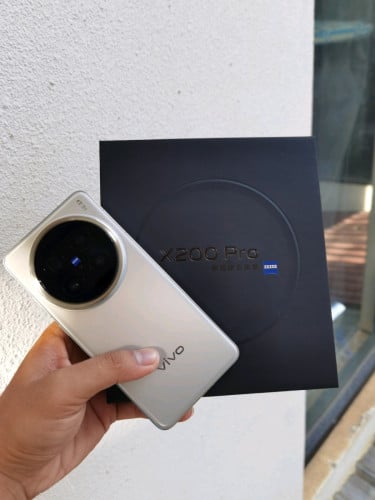 Vivo X200Pro CH 16/512G នៅខ្ចី Full set box