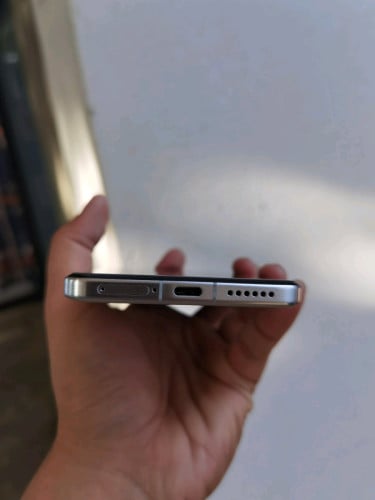 Vivo X200Pro CH 16/512G នៅខ្ចី Full set box