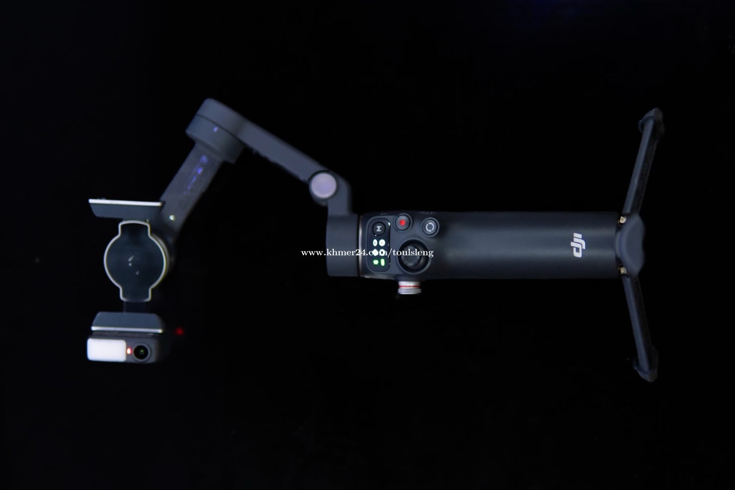 DJI Osmo Mobile 8