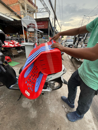 អីវ៉ាន់ចំម្រុះ