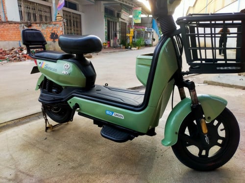 លក់កង់អាគុយមួយតឹកម៉ាកថាឌី