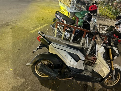 លក់ម៉ូតូ