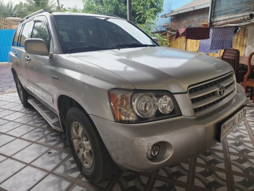 ឡានខ្ញុំជិះផ្ទាល់ 2001 V6 P1 Limited