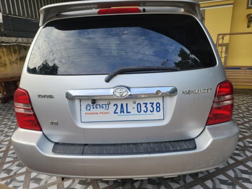 ឡានខ្ញុំជិះផ្ទាល់ 2001 V6 P1 Limited