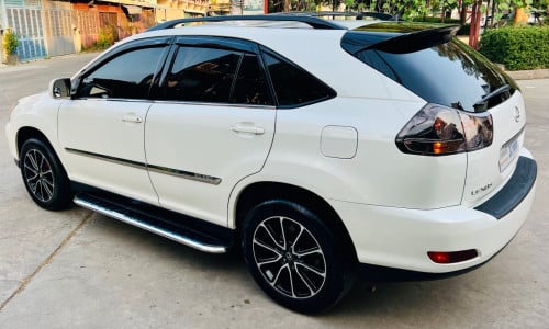 ម្ចាស់លក់