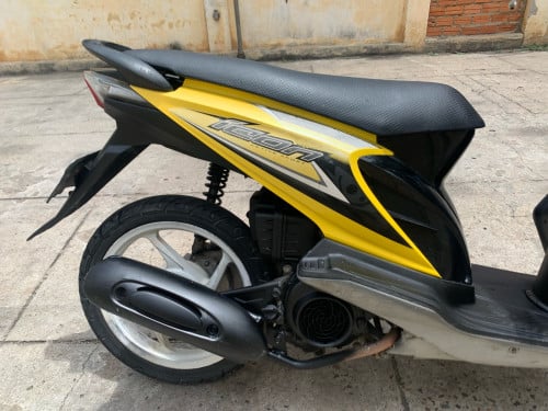 ម៉ូតូលក់​