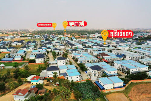 ដី និងផ្ទះសម្រាប់លក់ 12.5m x 48m ក្នុងសង្កាត់ស្នោរ ខណ្ឌកំបូល