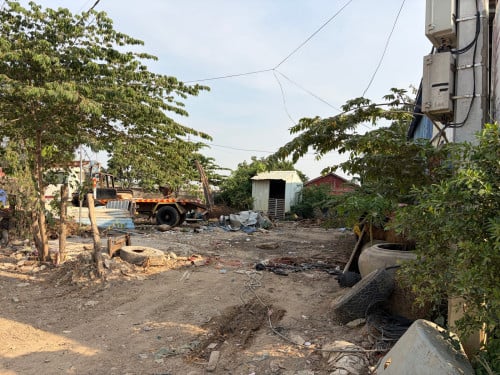 ដីលក់បន្ទាន់