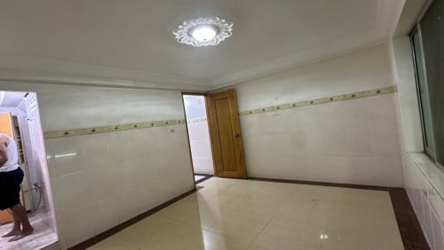 ផ្ទះលក់បន្ទាន់